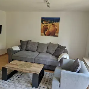  Apartment Leo